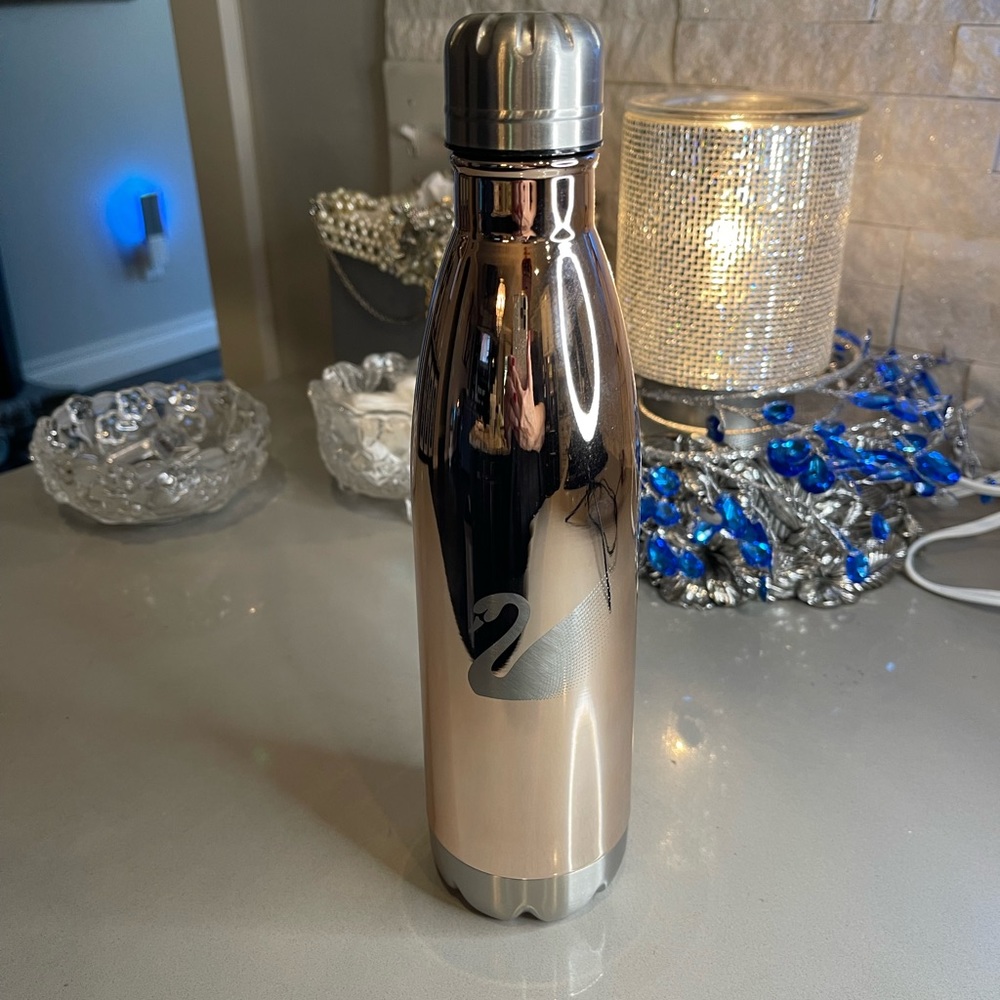 SWAROVSKI ROSE GOLD STAINLESS STEEL WATER BOTTLE